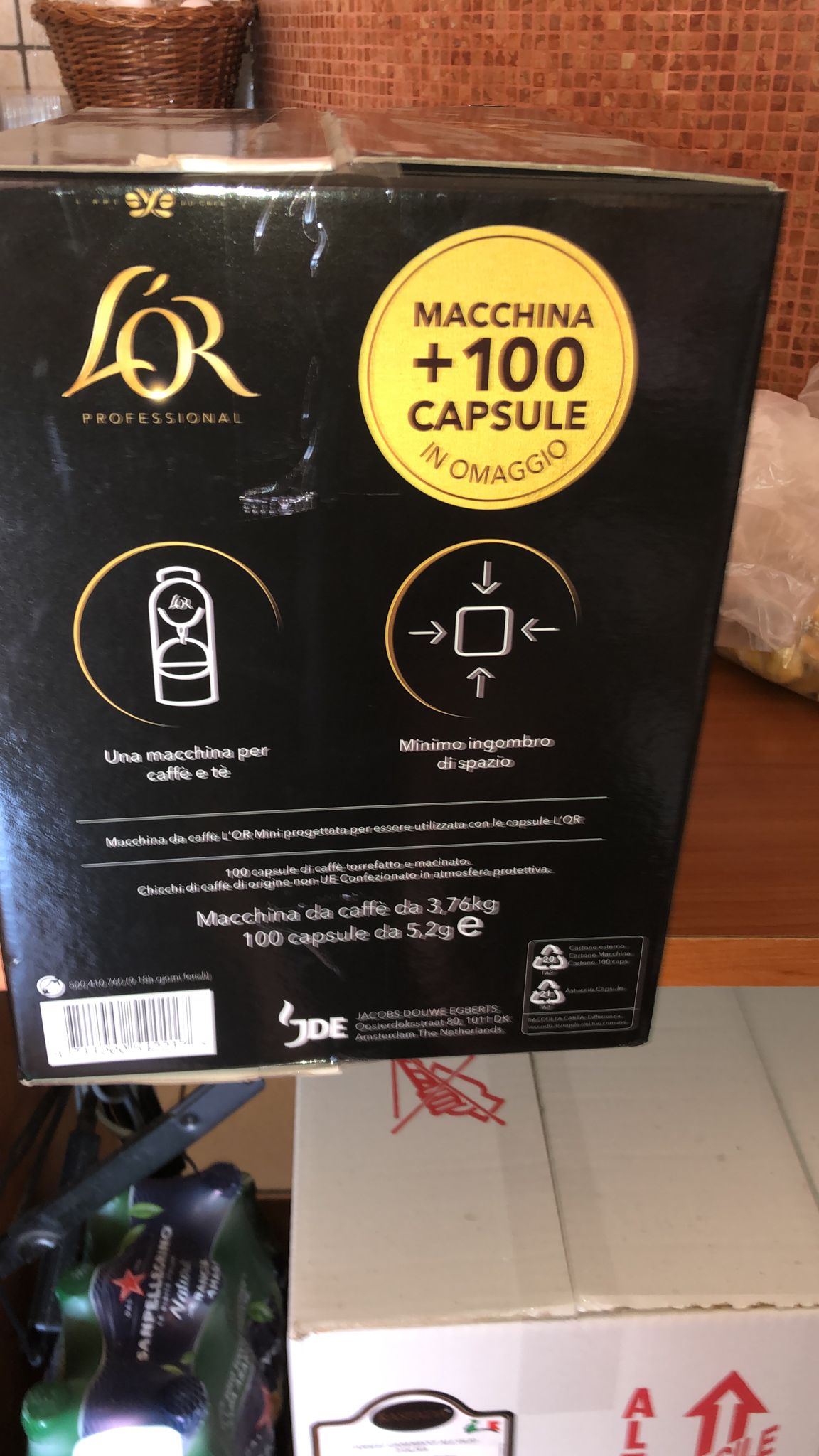 MACCHINA DA CAFFE LOR CON 100 CAPSULE IN OMAGGIO OFFERTA A SOLI € 89,00
