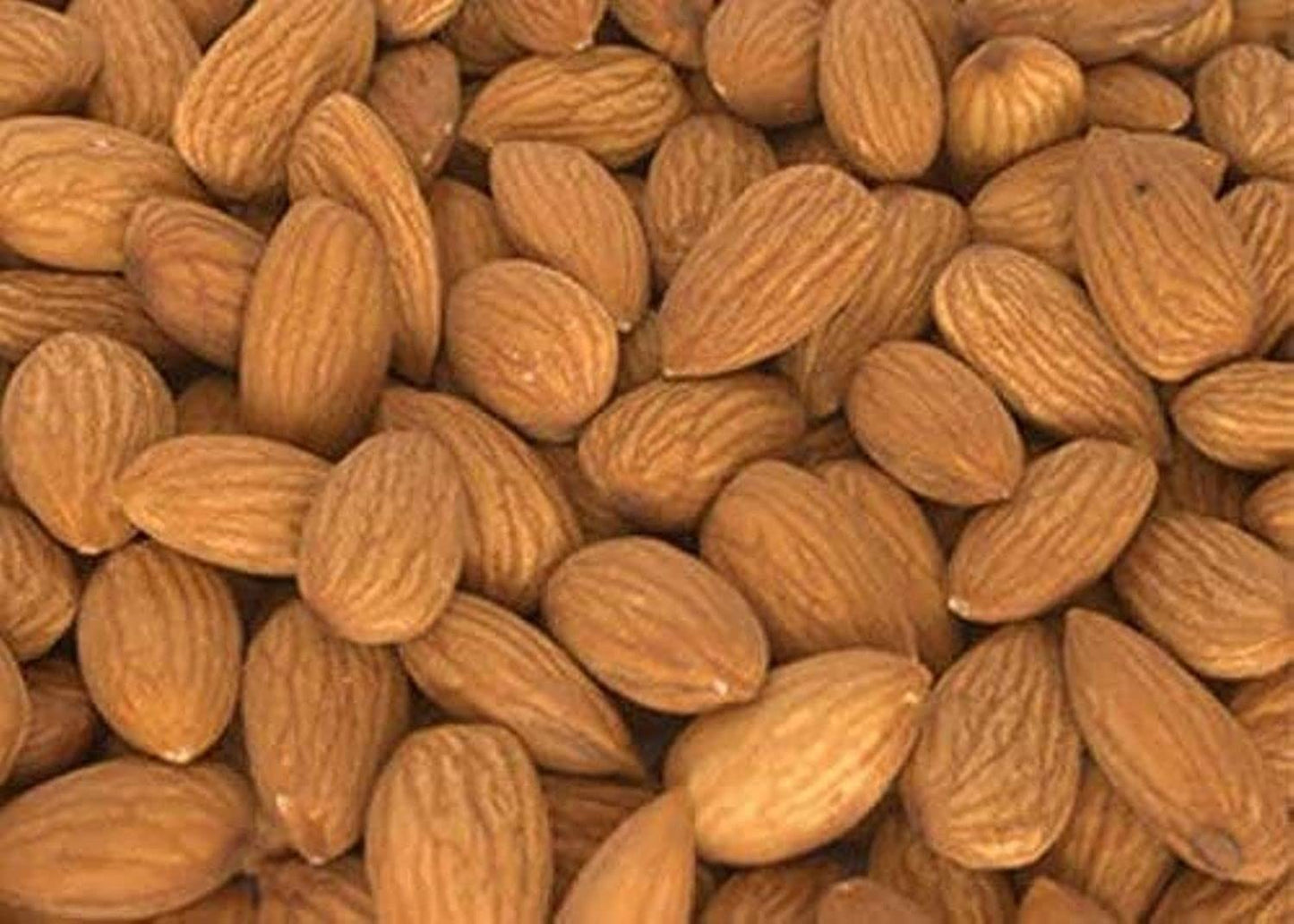 Mandorle Dolci Sgusciate Fresco Secco Busta da 500 g Mandorle sgusciate ma non pelate ideali come salutare snack rompi digiuno o