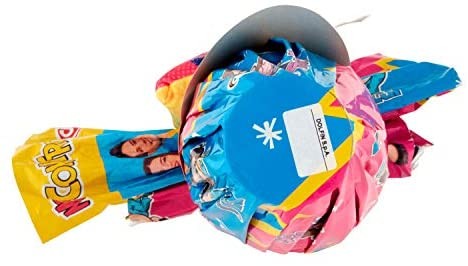 Dolfin Me Contro Te Uovo In Cioccolato Al Latte Finissimo Con Sorpresa, 320g