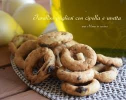 TARALLO AL CALZONE E CIPOLLA PUGLIESE Conf. da Gr. 380 x10 conf.