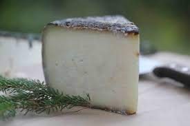 FORMAGGIO DI LATTE DI PECORA CANESTRATO DA Kg. 5,00/5,90 OFFERTA 69,90