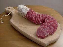 SALAMINO DI SUINO Kg. 1,00 € 18,90 OFFERTA (Anzichè € 23,80 Kg)