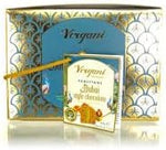 Confezione Per Vergani Panettone Artigianale Dubai Style Chocolate, con Cioccolato, Pistacchio e Pasta Kadaifi, Dolce Natalizio,Confezione Regalo Elegante, 800g, con 200g di crema al pistacchio