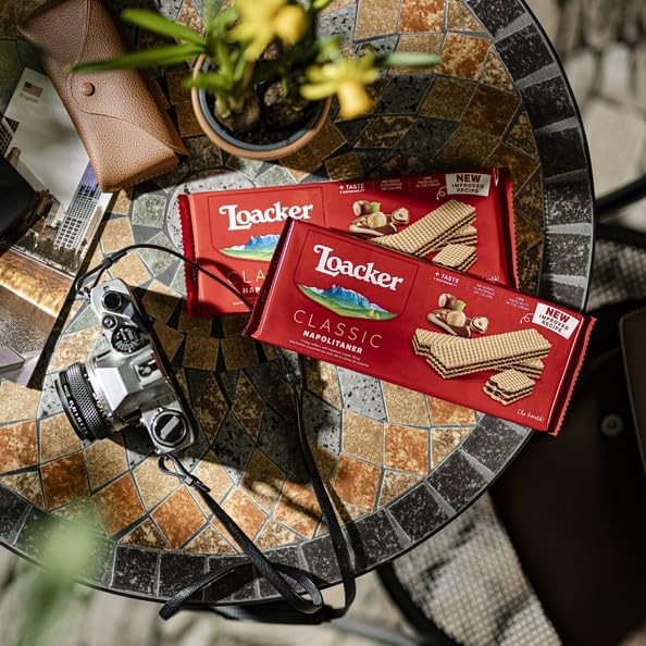 Loacker Classic Napolitaner, Wafer Classico con 3 Strati di Fragranti Cialde Farcite con Crema alle Nocciole 100% Italiane, per Merenda e Snack, 1 Confezione da 175g