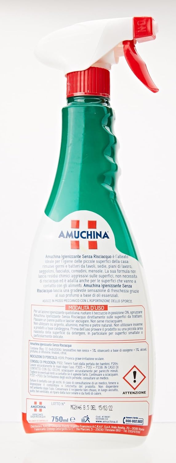 Amuchina Igienizzante Senza Risciacquo, Ideale e delicato per l’igiene delle piccole superfici della casa, Trigger di Plastica, 750 ml [L'imballaggio può variare]