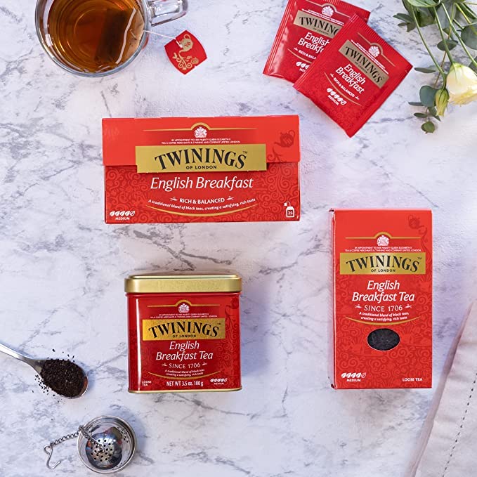 Twinings, English Breakfast Tea, Classica Miscela di Tè Neri Selezionati dal Sapore Deciso e Corposo, Infusi e Tisane, 12 Confezioni da 25 Filtri