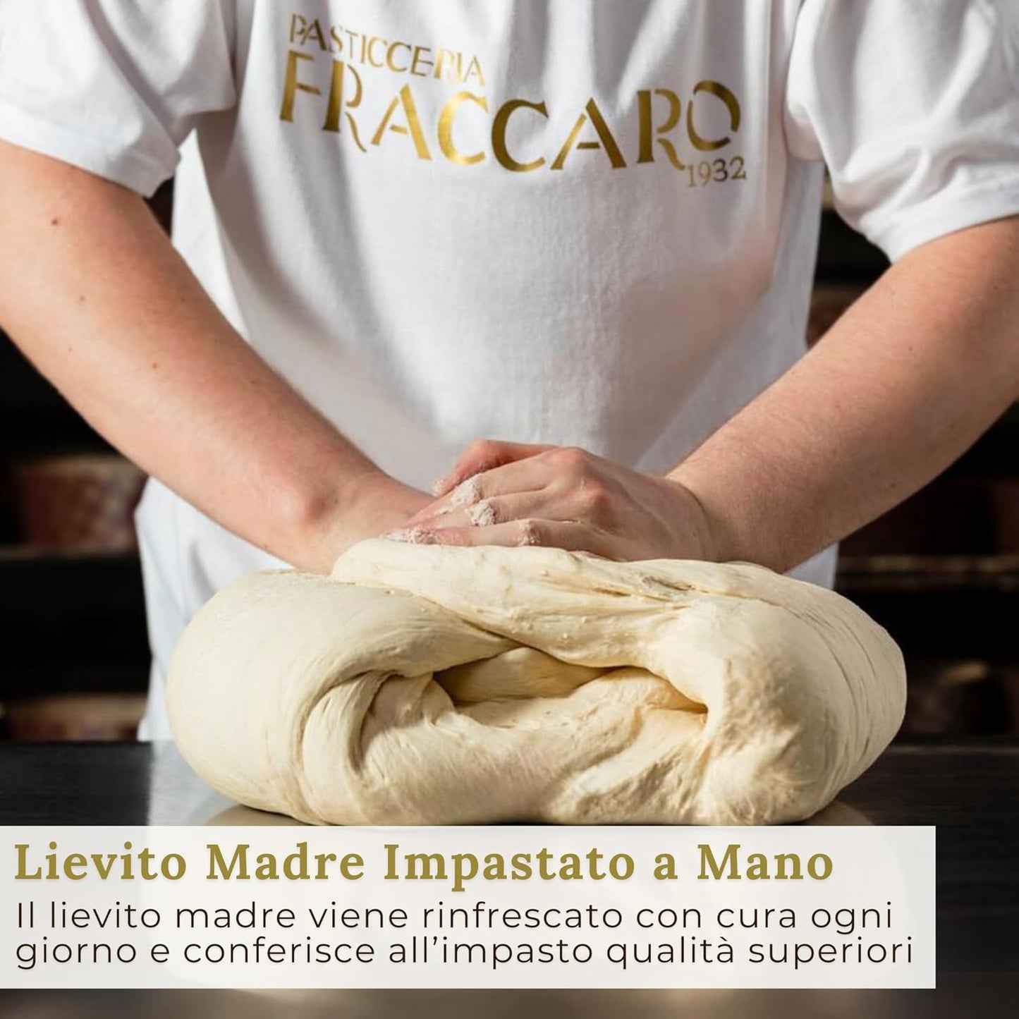 Colomba al Pistacchio Artigianale, 750gr - Pasticceria Fraccaro 1932, Farcita con Crema al Pistacchio, Glassata con Cioccolato Bianco e Scagliette, Impasto con Lievito Madre - Linea Gift Box