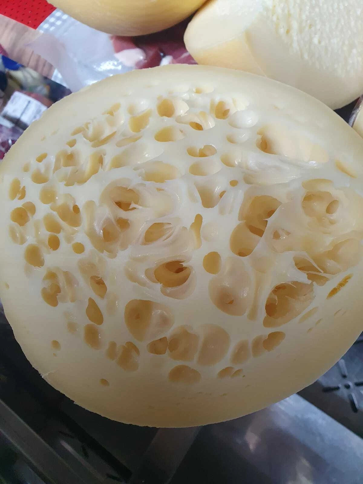Caciocavallo Il Pallone di Gravina Kg. 1,500 Circa