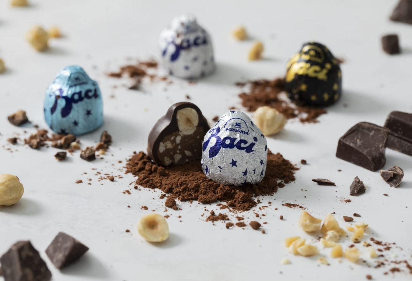 BACI PERUGINA Cioccolatini Assortiti Classico, al Latte e Fondentissimo 70% Scatola 250g