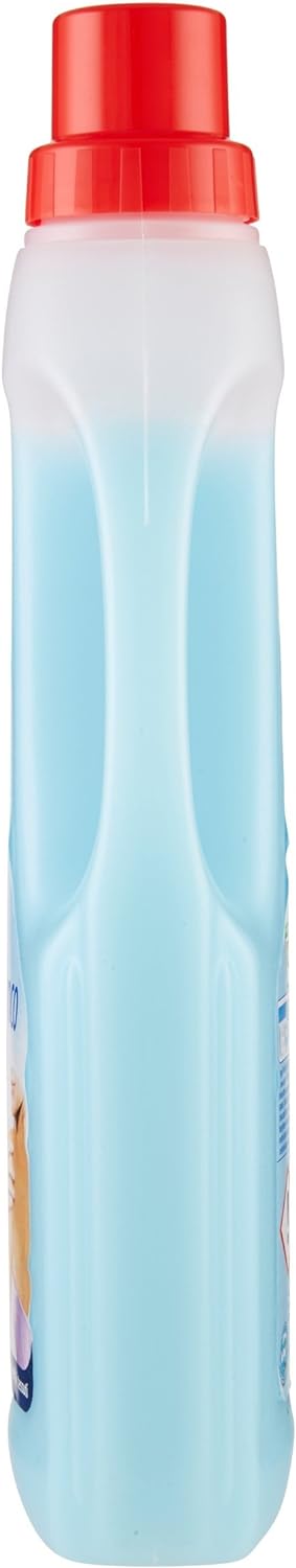 Omino Bianco - Detersivo a Mano e Lavatrice, Essenza Muschio Bianco - 4 flaconi da 1000 ml [4 l]